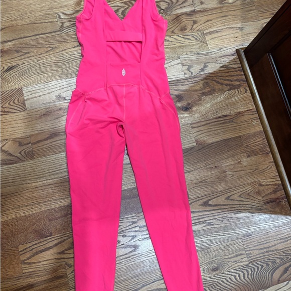 FP Movement by Free People Vibrant Pink Jumpsuit - Picture 1 of 2
